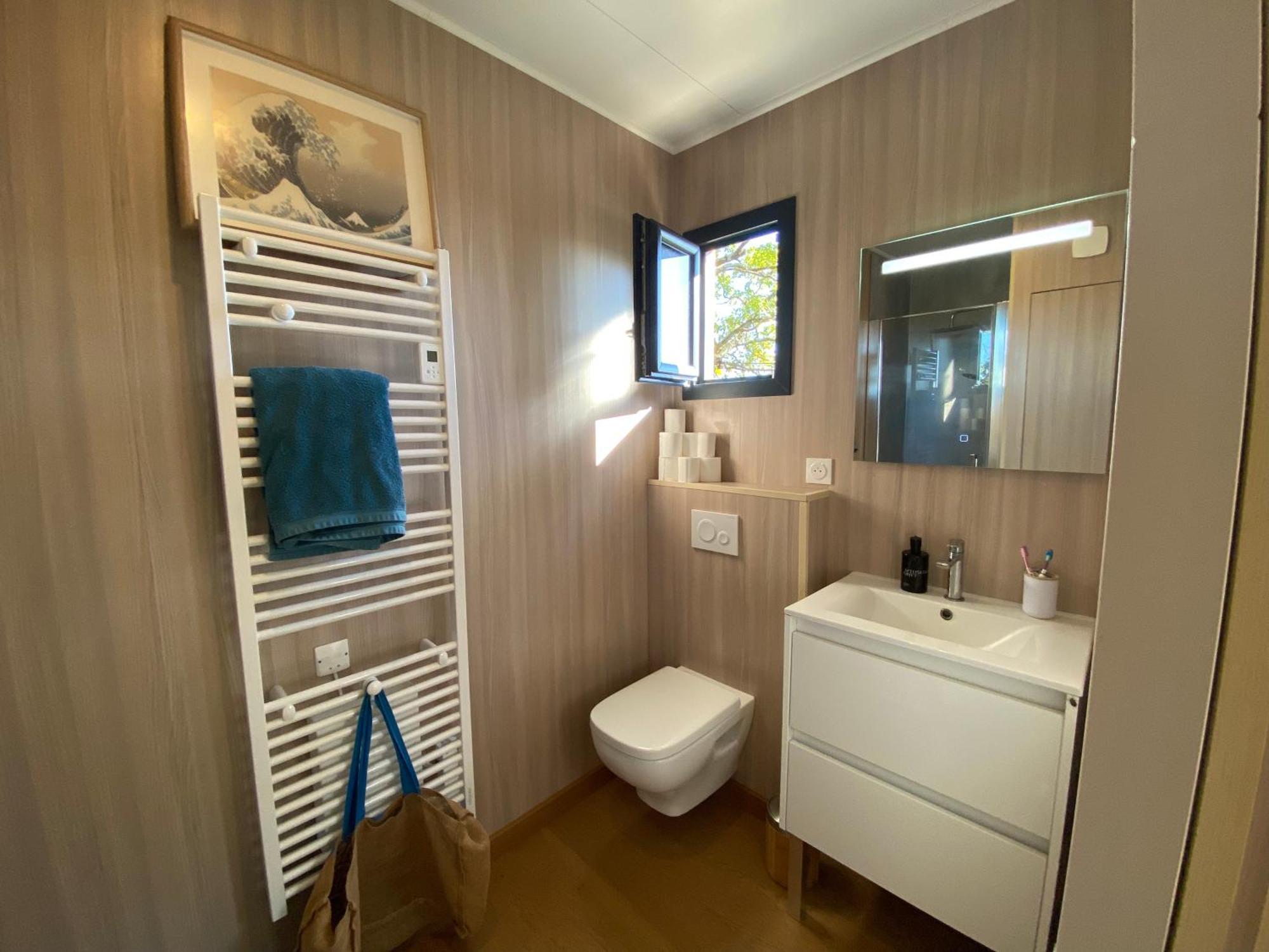 Tiny House En Lisiere De Foret